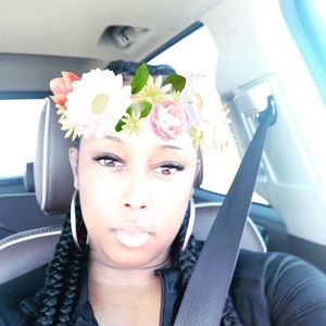 Meet your Posher, Lynn